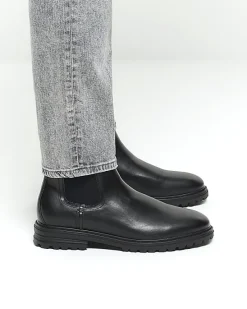 River Island faux leather chelsea boots< Essentials