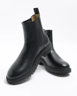 River Island faux leather chelsea boots< Essentials