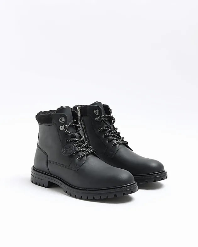 River Island leather padded collar boots< Essentials