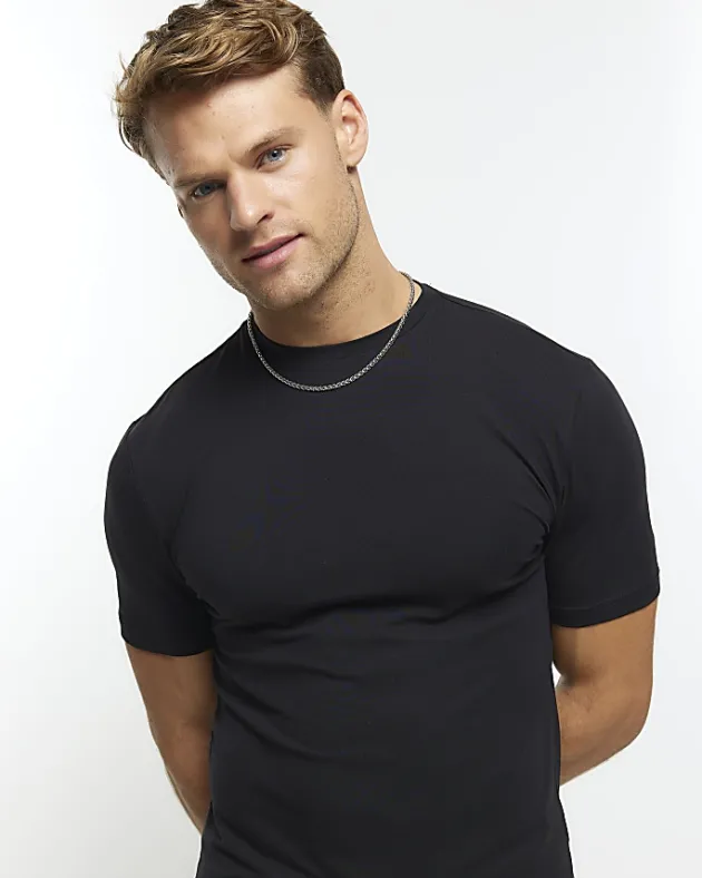 River Island multipack of 5 muscle fit t-shirts< Essentials