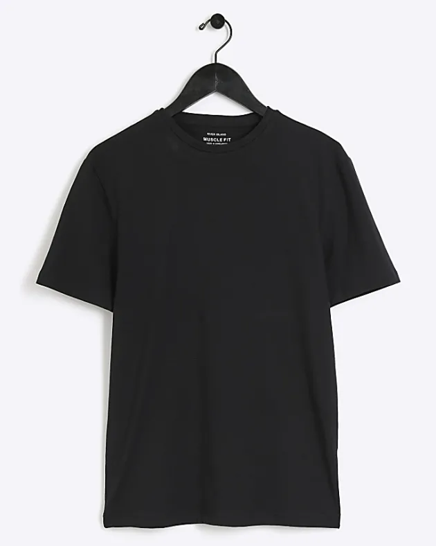 River Island multipack of 5 muscle fit t-shirts< Essentials