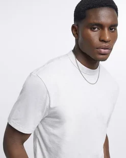 River Island multipack of 5 regular fit t-shirts< Essentials