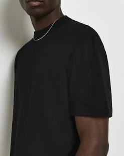 River Island multipack of 5 regular fit t-shirts< Essentials