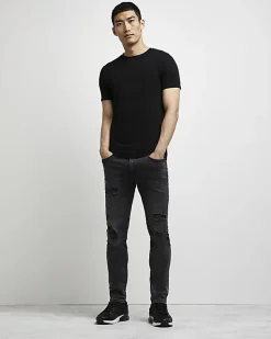 River Island muscle fit t-shirt< Essentials