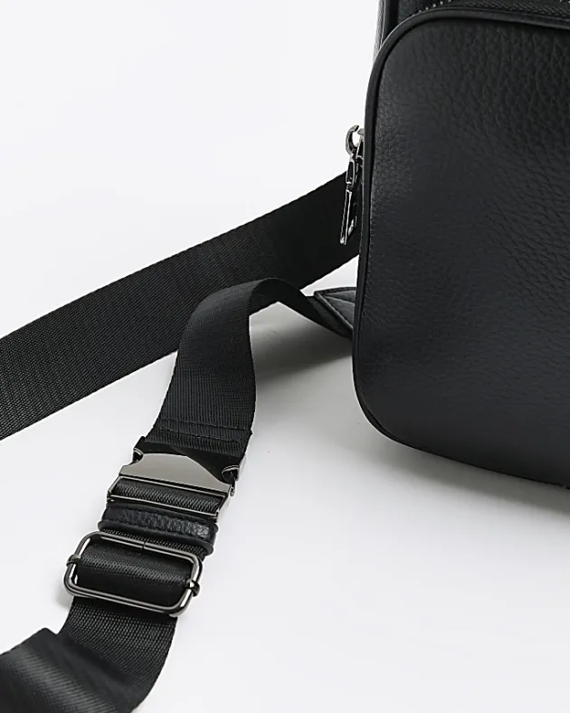 River Island pebbled cross body bag< Bags