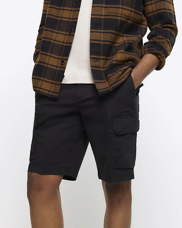 River Island regular fit cargo shorts< Shorts