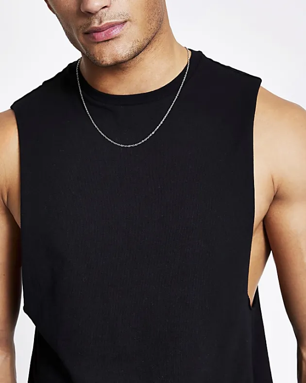 River Island regular fit vest< Essentials