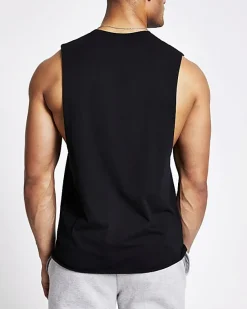 River Island regular fit vest< Essentials