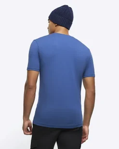 River Island muscle fit t-shirt< Essentials
