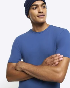 River Island muscle fit t-shirt< Essentials