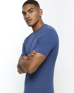River Island muscle fit t-shirt< Essentials