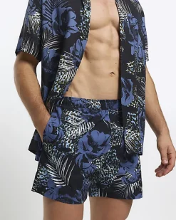 River Island regular fit botanical print shorts< Shorts