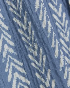 River Island regular fit crinkle arrow print shirt< Shirts