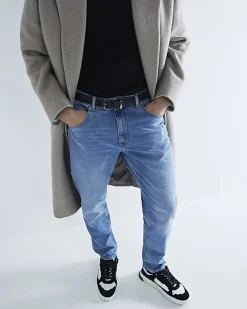 River Island tapered fit jeans< Jeans
