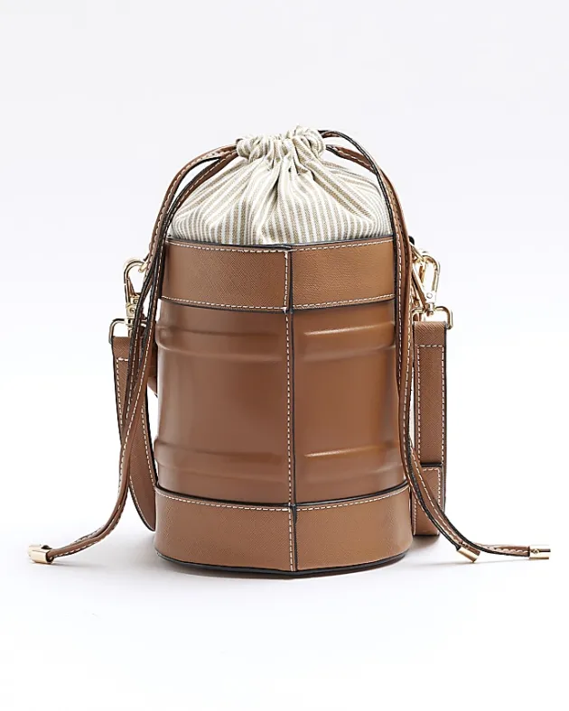 River Island bucket cross body bag< Bags, Purses & Luggage