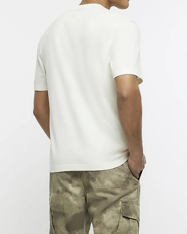 River Island Ecru regular fit t-shirt< Essentials