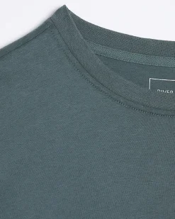 River Island regular fit t-shirt< Essentials