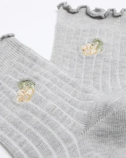 River Island embroidered flower ankle socks< Socks & Tights