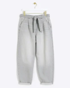 River Island high waisted belted tapered jeans< Jeans