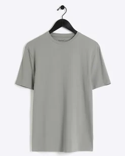 River Island muscle fit t-shirt< Essentials