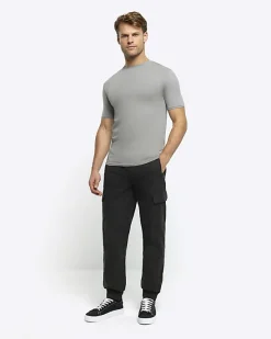River Island muscle fit t-shirt< Essentials