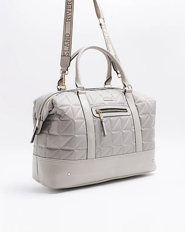 River Island quilted zip travel bag< Bags, Purses & Luggage