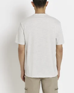 River Island regular fit t-shirt< Essentials