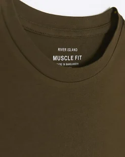 River Island muscle fit t-shirt< Essentials