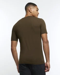 River Island muscle fit t-shirt< Essentials
