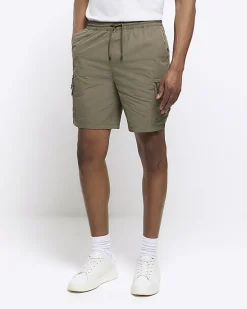 River Island regular fit cargo shorts< Shorts