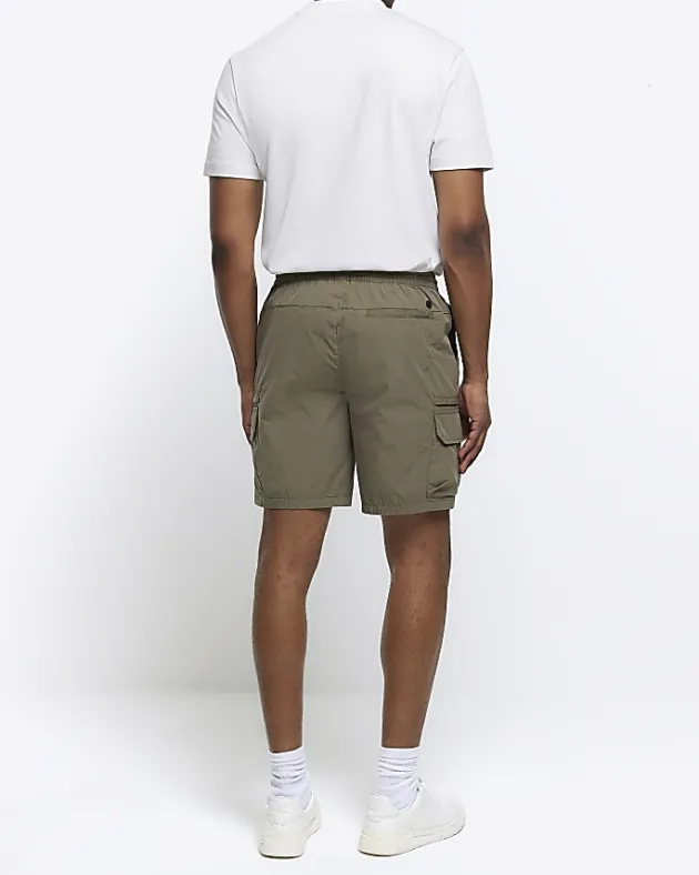 River Island regular fit cargo shorts< Shorts
