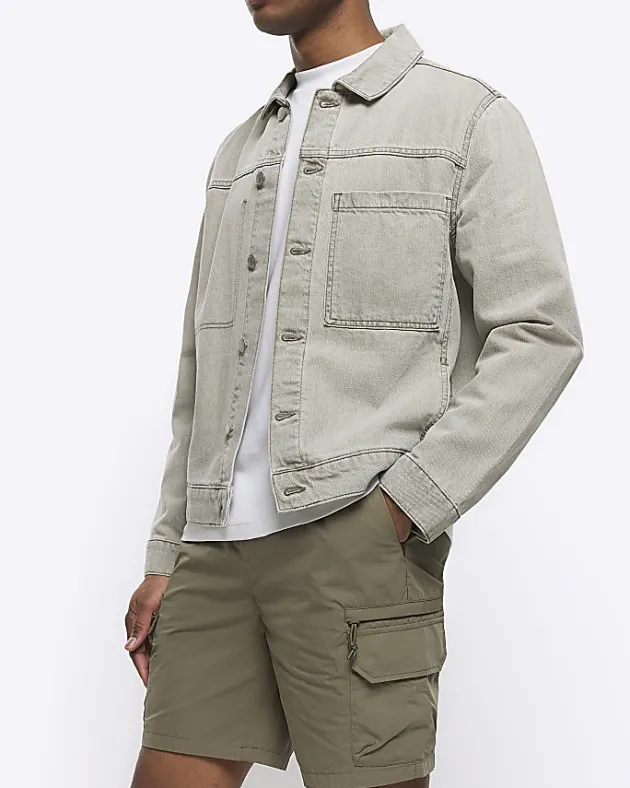 River Island regular fit cargo shorts< Shorts