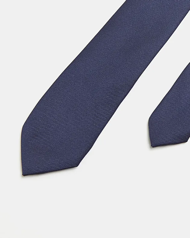 River Island diagonal twill tie< Essentials