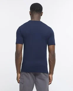 River Island muscle fit short sleeve t-shirt< Essentials