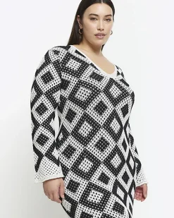 River Island Plus diamond stitch beach maxi dress< Plus