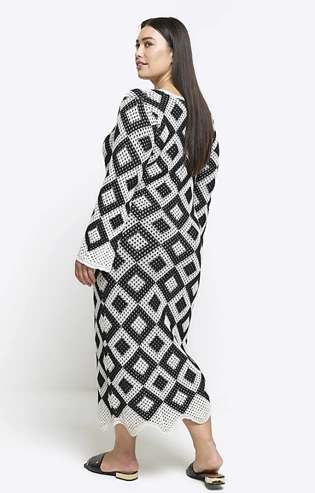 River Island Plus diamond stitch beach maxi dress< Plus
