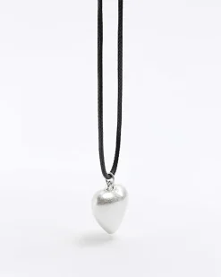 River Island Silver Heart Necklace< Jewellery