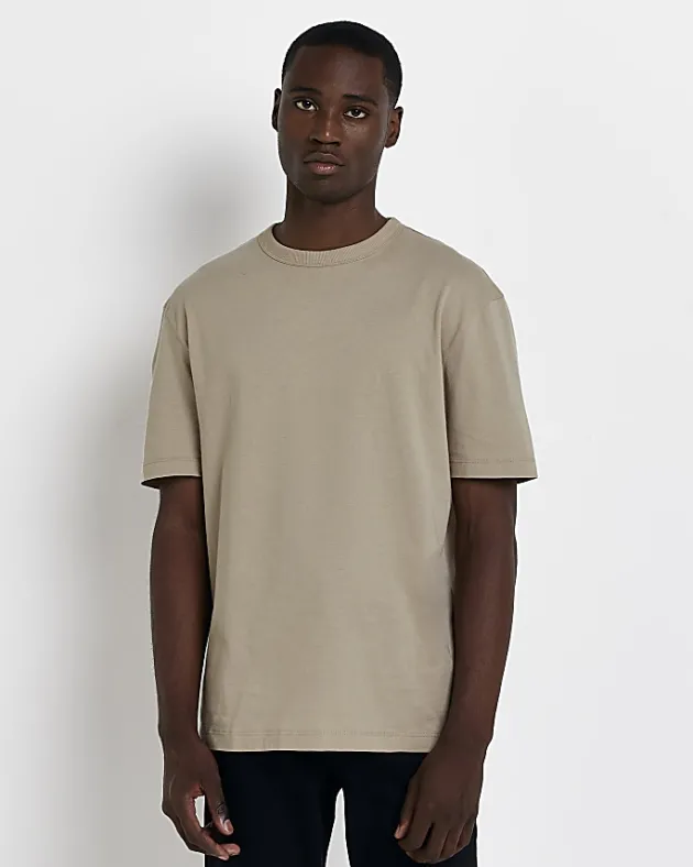 River Island regular fit t-shirt< Essentials