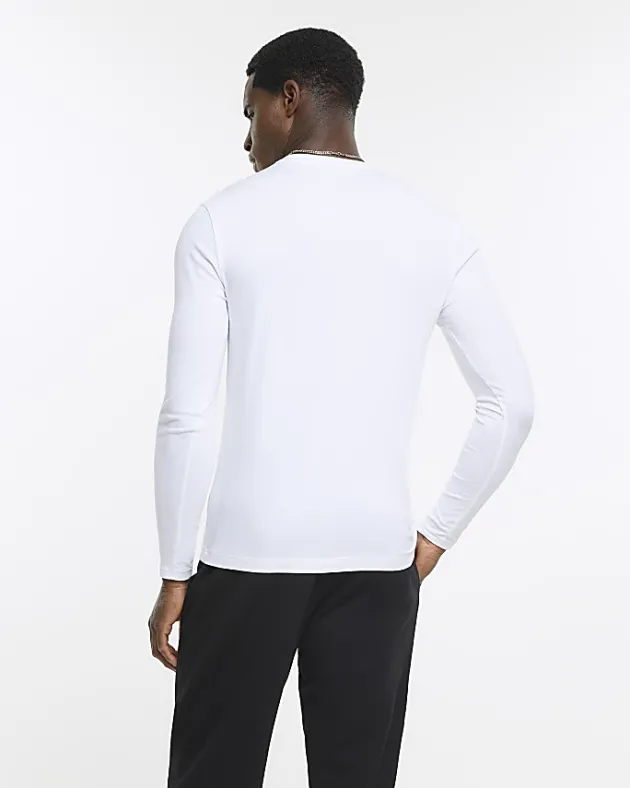 River Island muscle fit long sleeve t-shirt< Essentials