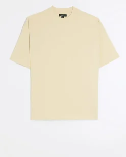 River Island RI Studio oversized fit t-shirt< Essentials