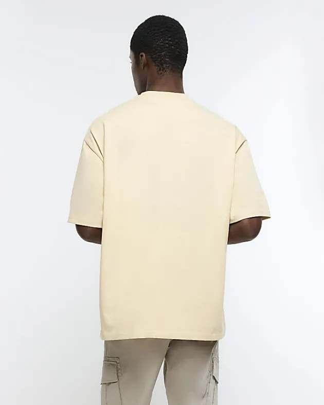 River Island RI Studio oversized fit t-shirt< Essentials